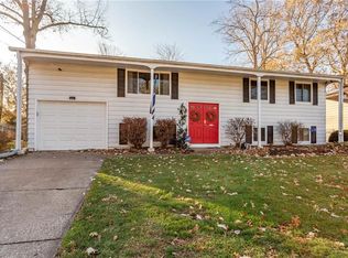 4917 Oakview Dr, Vermilion, OH