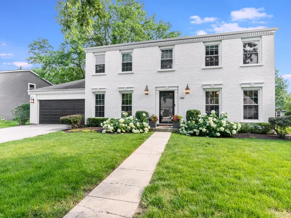 1324 Culpepper Dr, Naperville, IL 60540