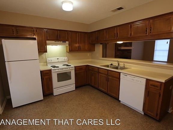 5th image of 3057 Lauren Dr