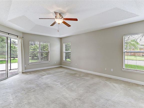 4th image of 32429 Willow Parke Cir