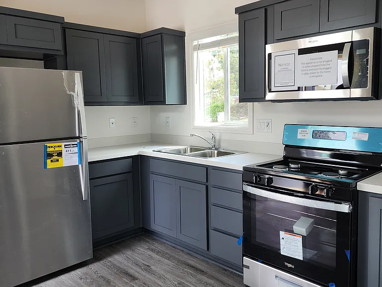 17650 Grand Ave #105 — Photo 7