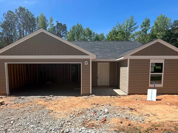104 Heatherwood Dr, Gray Court, SC 29645