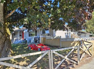 10564 137a St, Surrey, BC V3T 4J6