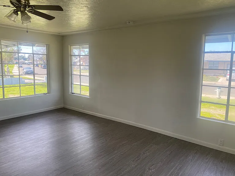 3492 Norris Dr S — Photo 7
