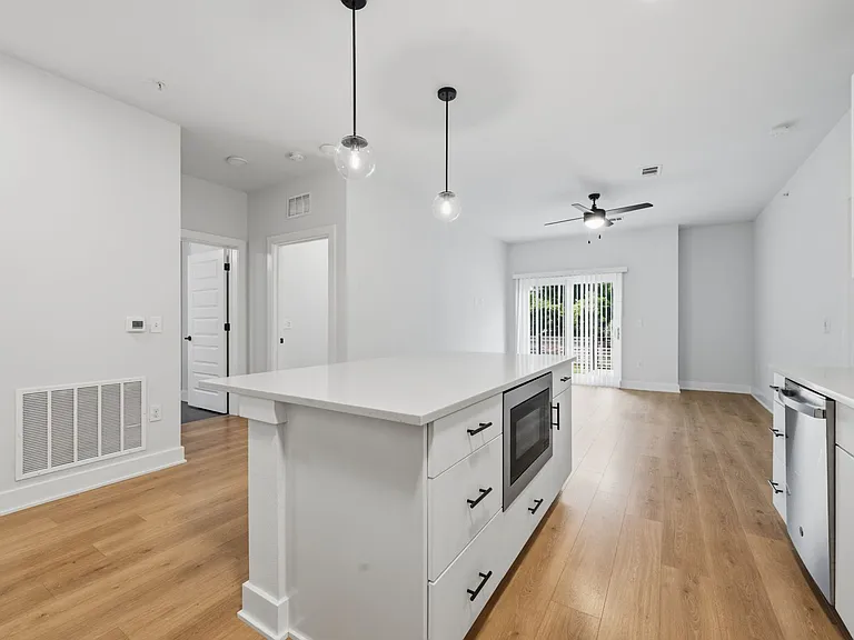 3101 Govalle Ave #101 — Photo 8
