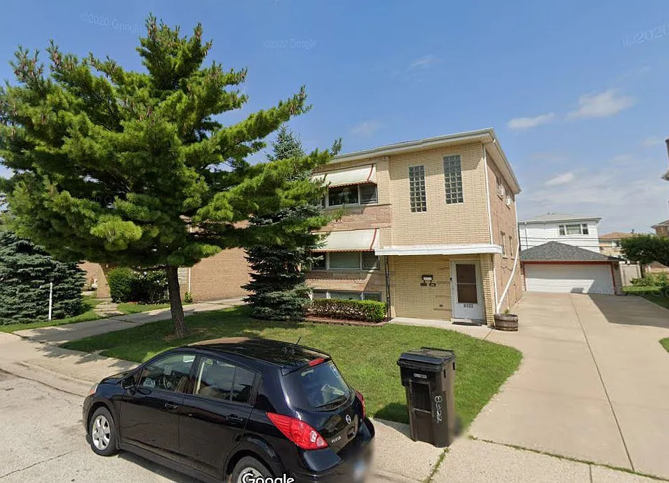 8322 W Berwyn Ave #1