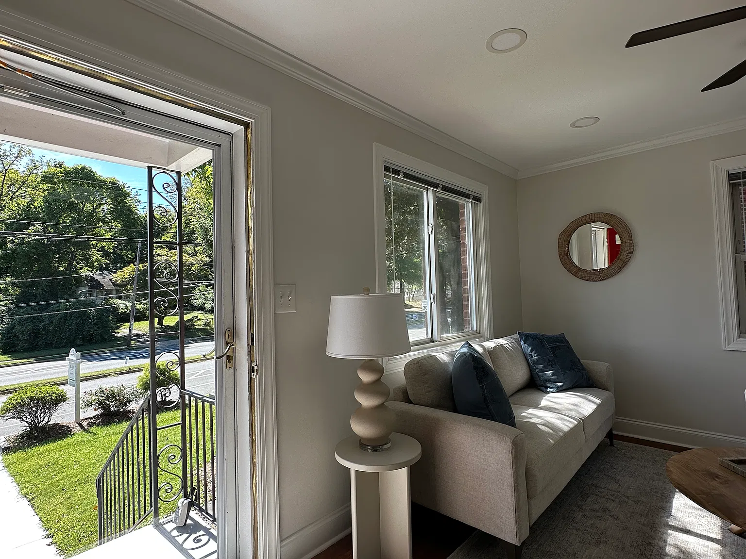 4 bed, 1286 sqft, $4,200 — Photo 4