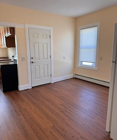 33 Potter St #31 — Photo 6