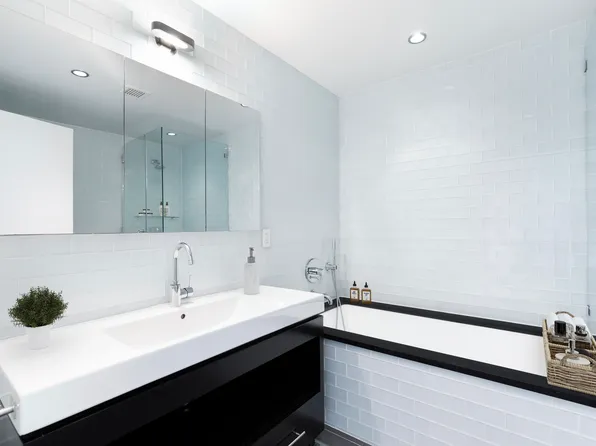 554 West 54th Street image 5 of 53