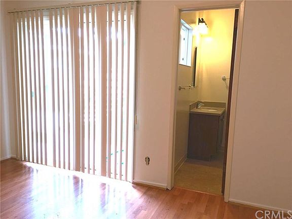 5th image of 2537 W 225th Pl