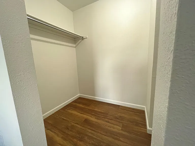 3302 Frontier St #204 — Photo 8