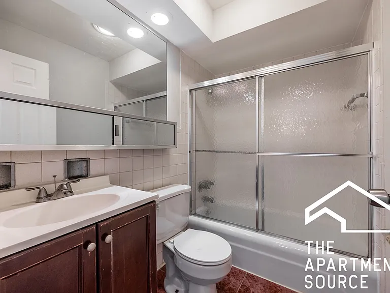 5919 N Kenmore Ave #208 — Photo 10