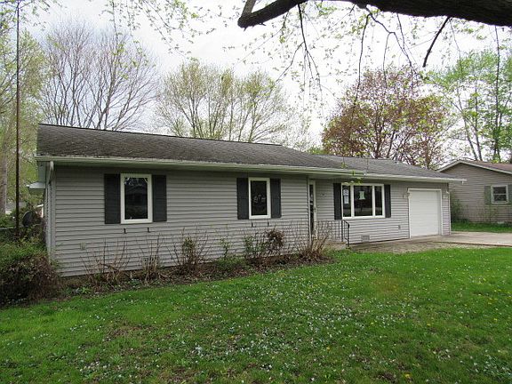 2nd image of 1214 Sunset Dr