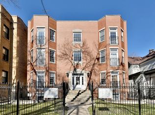 1906 W Estes Ave APT 3, Chicago, IL 60626