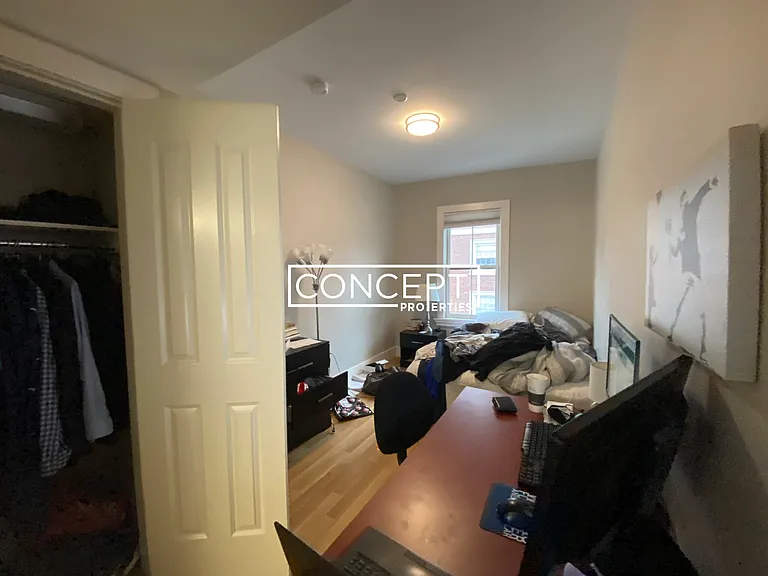 40 Bow St — Photo 11