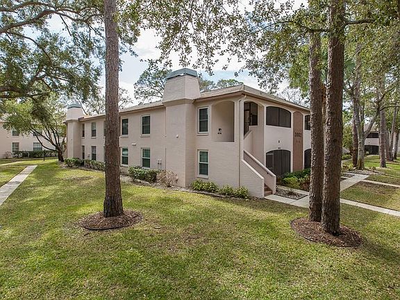 2nd image of 3002 Bonaventure Cir APT 102