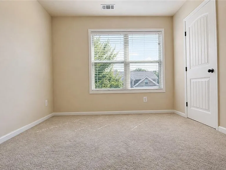 5817 Park Point — Photo 26