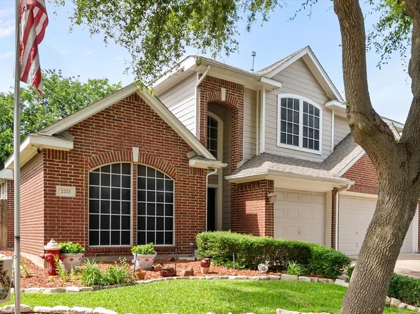 2213 Laura Elizabeth Trl