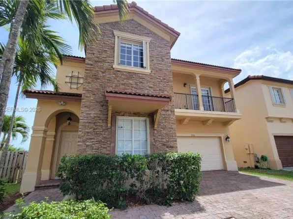8780 SW 223rd Ter, Cutler Bay, FL 33190