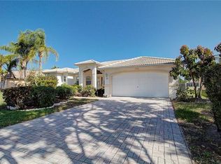 3499 Ocean Bluff Ct, Naples, FL 34120