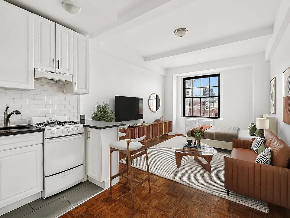 160 W 71st St #15J