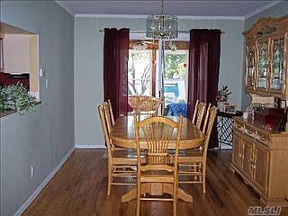 3rd image of 486 Charles Ave