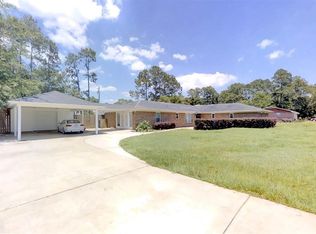 446 W 22nd Ave, Gulf Shores, AL 36542