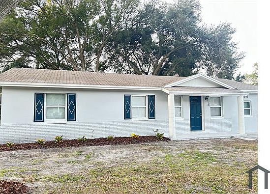 2nd image of 4405 Porpoise Dr