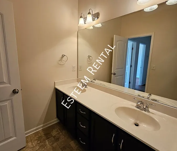 409 Manchester Park Ln #1 — Photo 10