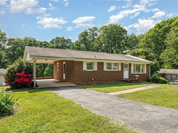 5900 Norman Dr, Rural Hall, NC 27045