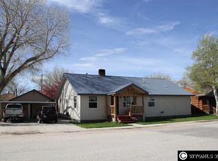 109 W Rochester Ave, Saratoga, WY 82331
