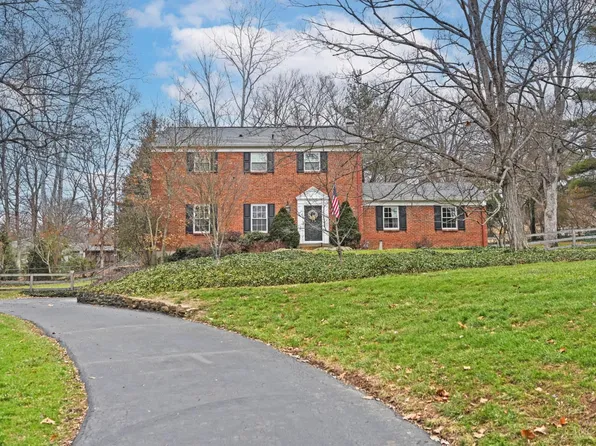 6116 Shadowslope Ln, Cincinnati, OH 45244