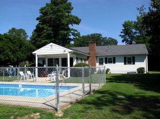 282 Lucom Point Dr, Reedville, VA 22539