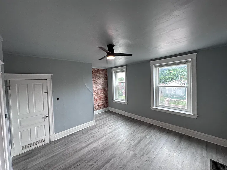 3251 Morganford Rd #A — Photo 6