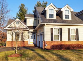 6 Scarlet Ln, Windsor, CT 06095