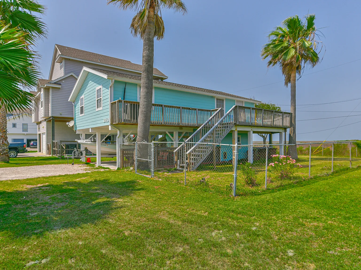 2 bed, 1.5 bath, 1294 sqft, $3,100 — Photo 2