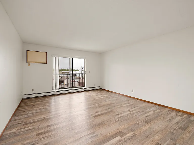 Dove Terrace Apartments — Photo 15
