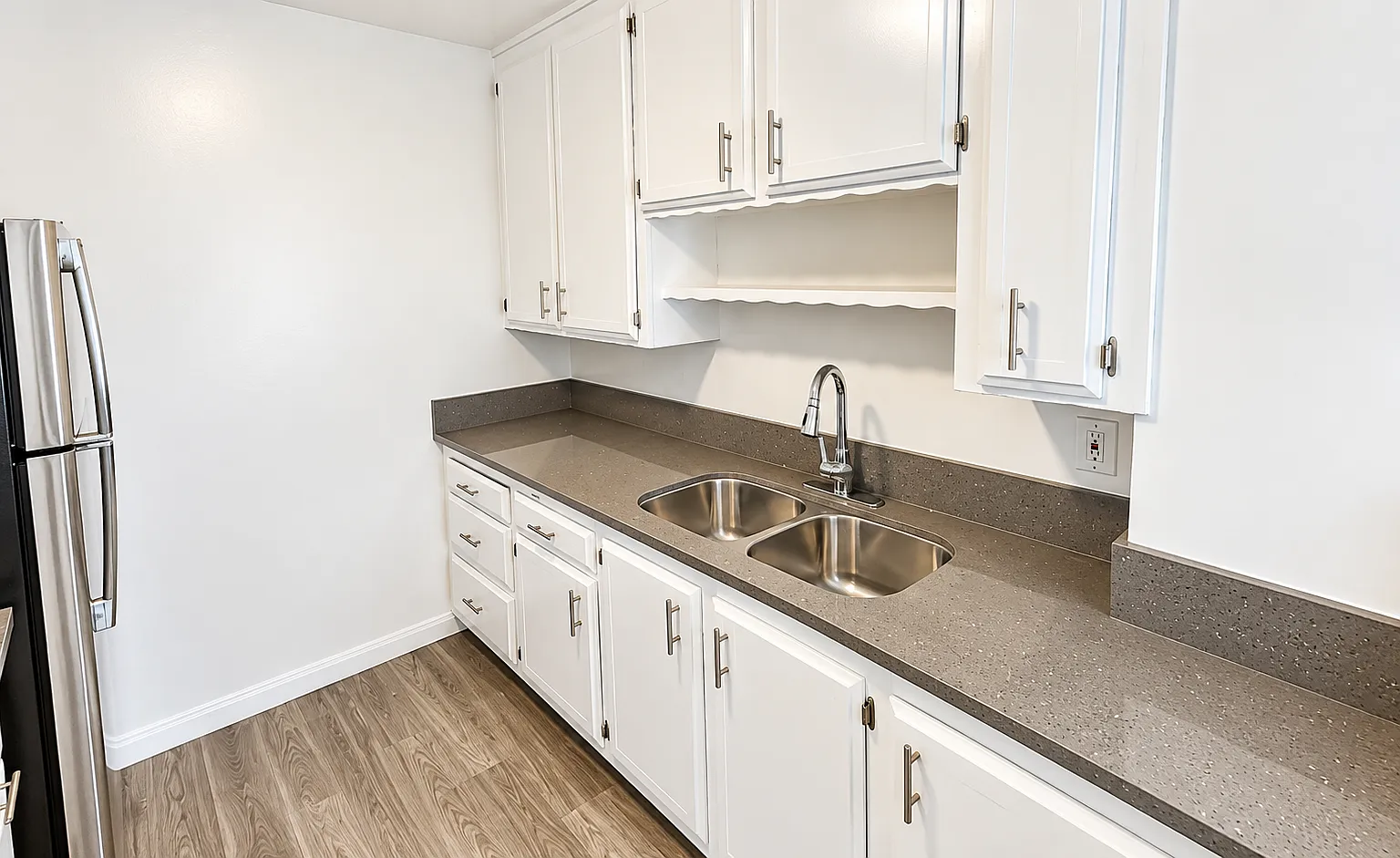 1 bed, 660 sqft, $1,995 — Photo 2