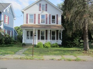 87 W Warren St, Washington, NJ 07882