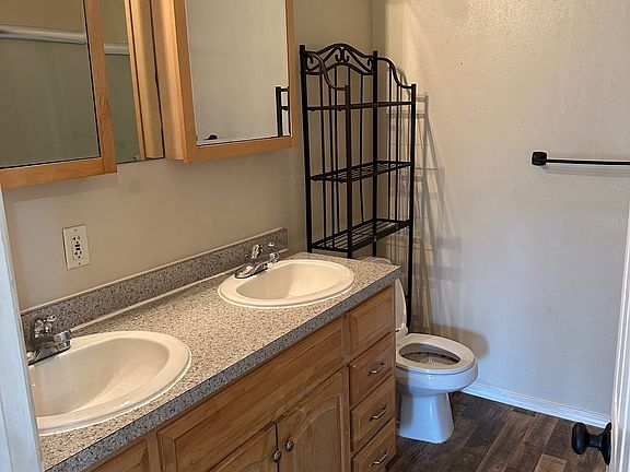 2nd image of 331 E Aspen Ave #2