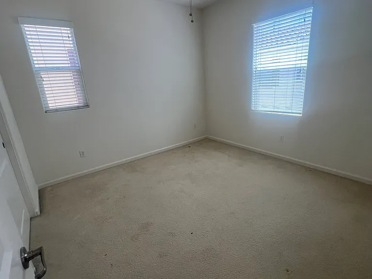 2017 Tarragon Rose Ct — Photo 18