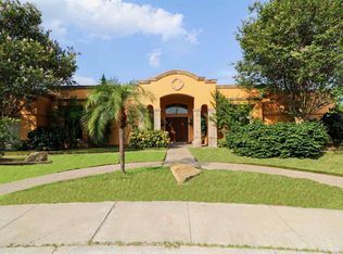 111 Elkington Loop, Laredo, TX 78045