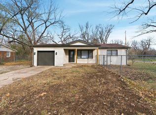 400 Spring Dr, Haysville, KS 67060