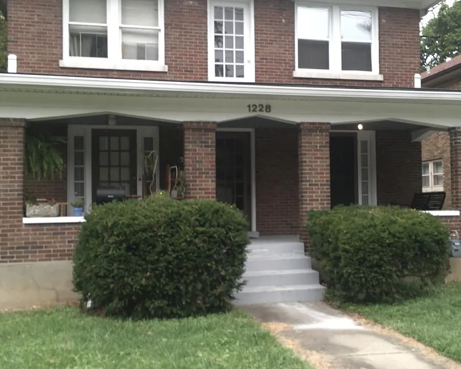 1228 Barret Ave #2
