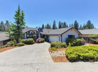 221 Cypress Hill Dr, Grass Valley, CA 95945