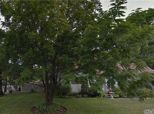 200 Whitehouse Ave, Roosevelt, NY 11575