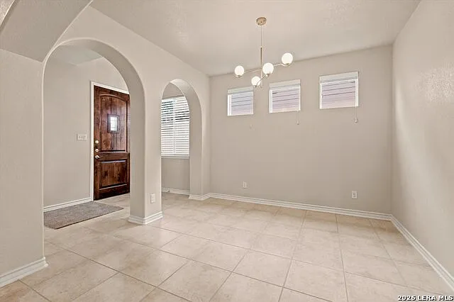 3 bed, 2.5 bath, 1988 sqft, $2,450 — Photo 4