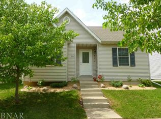 1117 Ogelthorpe Ave, Normal, IL 61761