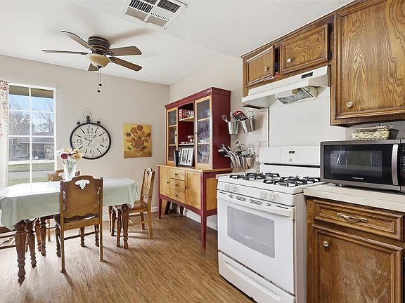 5th image of 7222 Log Hollow Dr