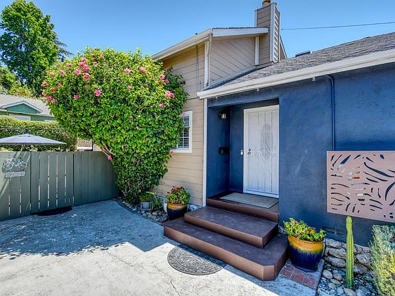 5th image of 16640 Los Banos St